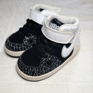 Nike Son of Force Hightop Shoes sz 5